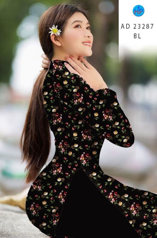 1684461097 Vai Ao Dai Mau Moi Vua Ra 18.jpg